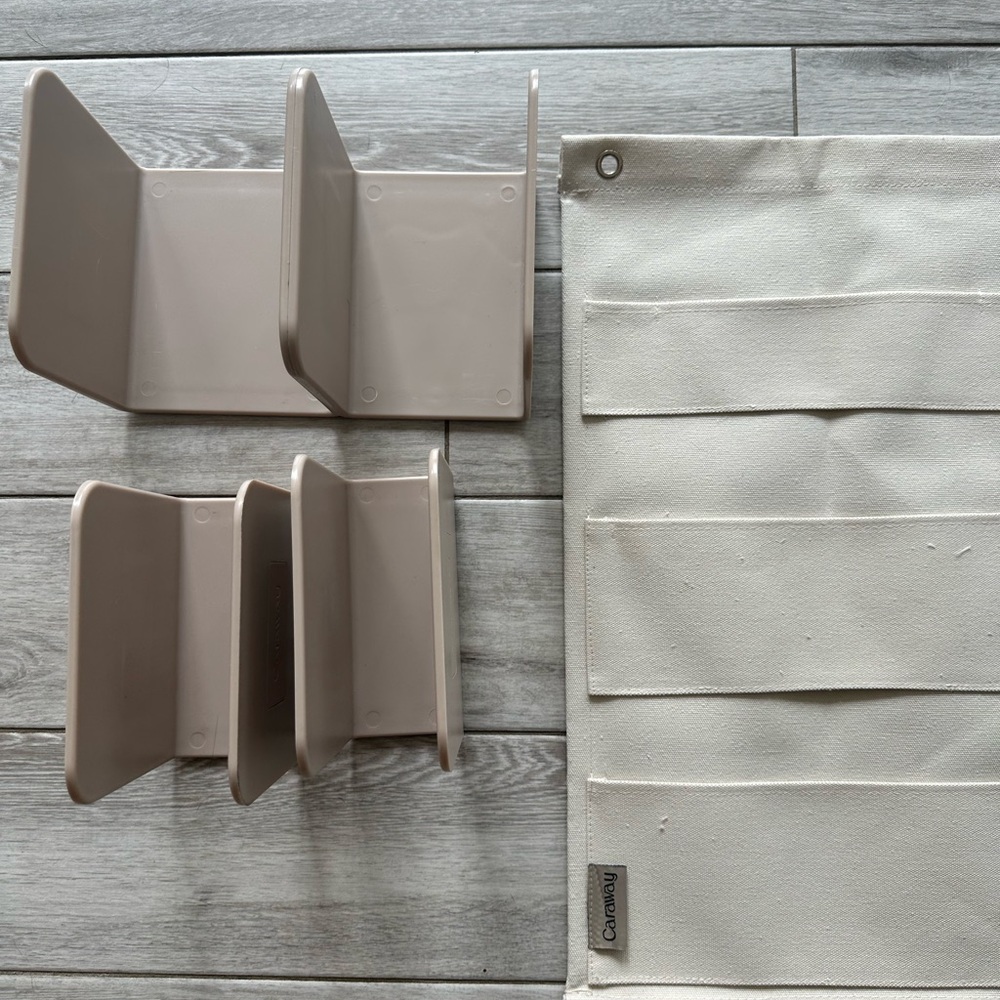 NWOT Caraway pot holder and lid organizer